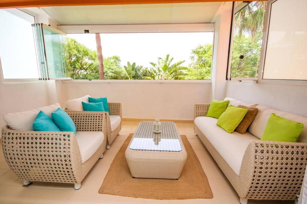 Lovely 2 Bedroom Apt Near Golf Los Lagos Elviria Marbella Eksteriør bilde
