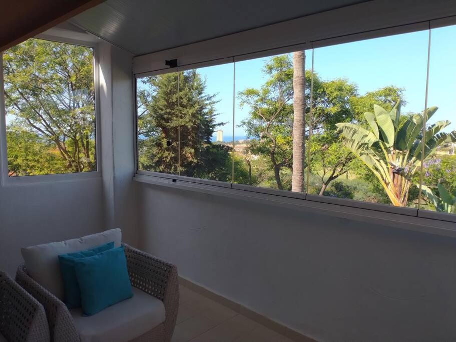 Lovely 2 Bedroom Apt Near Golf Los Lagos Elviria Marbella Eksteriør bilde